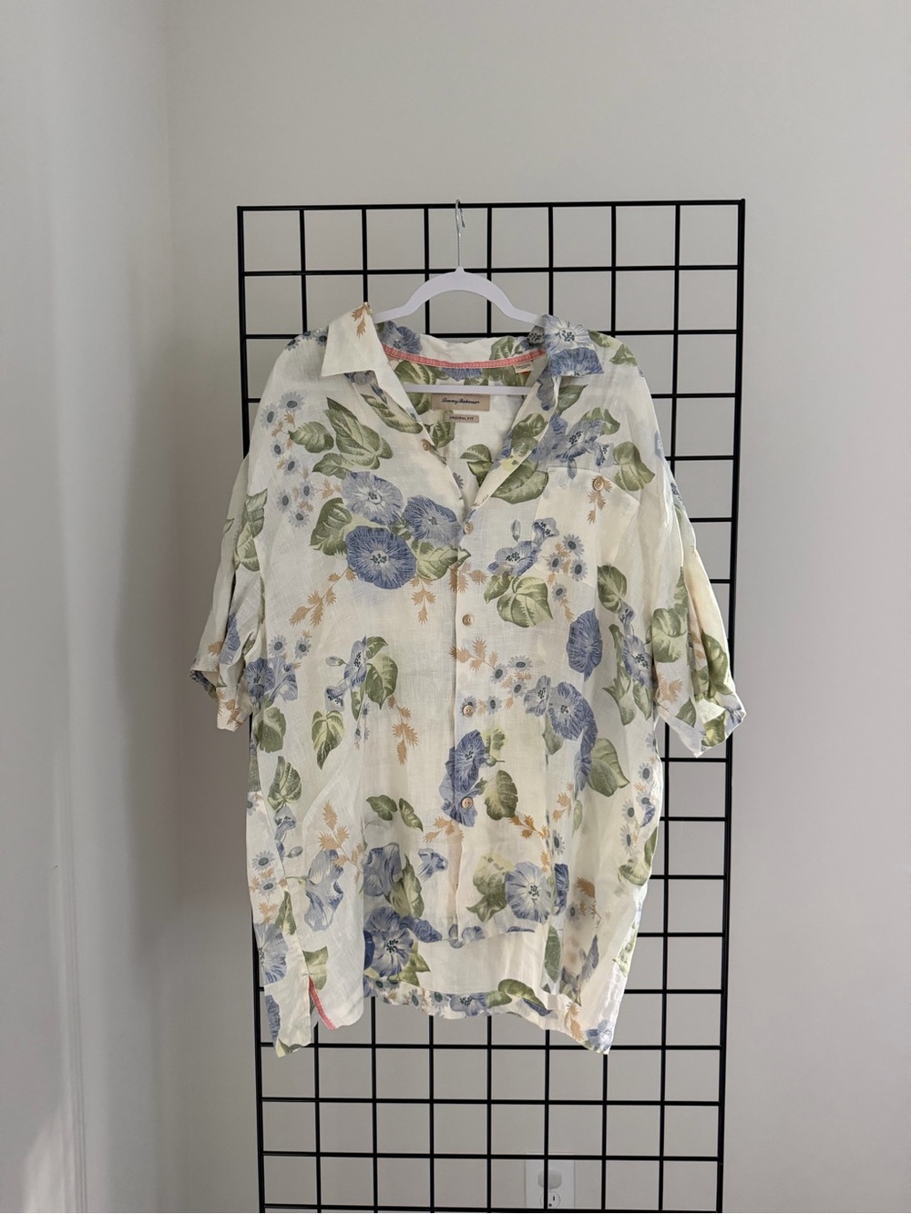 Tommy Bahama Cream Short-Sleeve Button-Down with Blue & Green Floral
